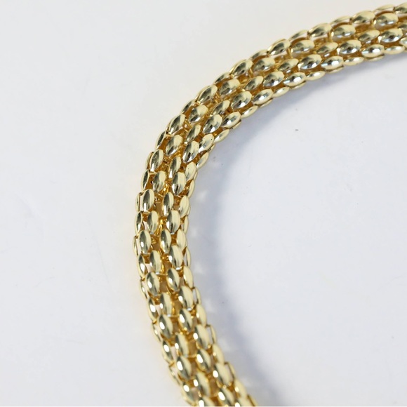 Vintage gold toned choker necklace 80s luxury vibe retro chain thick classy - Picture 3 of 4